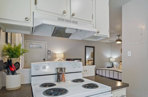Clarksville Apartment | Enfield #114 xxxxxxx
