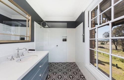 Menah Bed & Breakfast | Enfield House