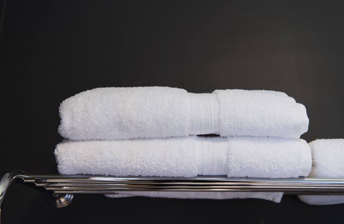 Menah Bed & Breakfast | Enfield House