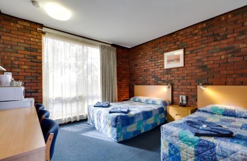 Enfield Hotel | Enfield Motel