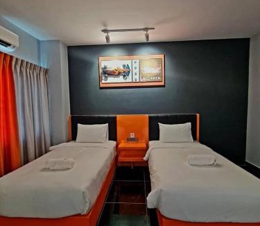 Taiping Hotel | Eng Wan Hotel