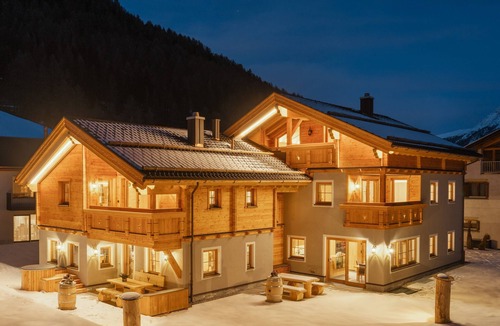 Bever Apartment | Engadin Chalet Appartment- Val Bever St.Moritz ideal for 2 persons. New!