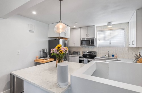 Englewood House | Englewood 2BD 2BA Near Light Rail & Downtown