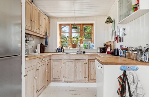 Fej House | Enjoy a fantastic vacation in this cozy house by the sea on the island of Fejø.