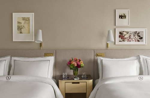Back Bay East Hotel | Enjoy a Hassle-Free and Comfortable Stay! 4 Convenient Units, Pets Allowed