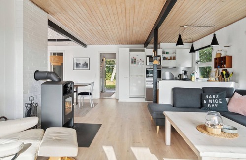 Skjern House | Enjoy a holiday just 200 m from Ringkøbing Fjord