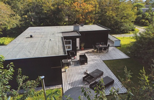 Skjern House | Enjoy a holiday just 200 m from Ringkøbing Fjord