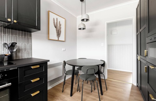 Elwood Apartment | Enjoy a Luxurious Elwood Escape