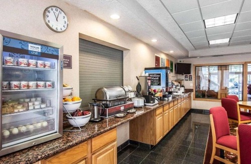 Clackamas House | Enjoy a relaxing stay in Clackamas!