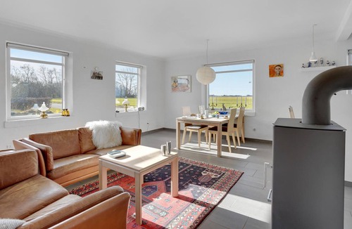 Horslunde House | Enjoy a relaxing vacation in this vacation home in a quiet location!