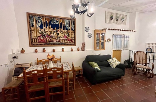 Carcelen Cottage | Enjoy a rural house with a wine cellar and a lot of leisure!
