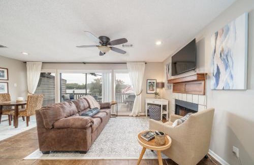 Hot Springs Apartment | Enjoy a serene getaway and the thrill of horse racing