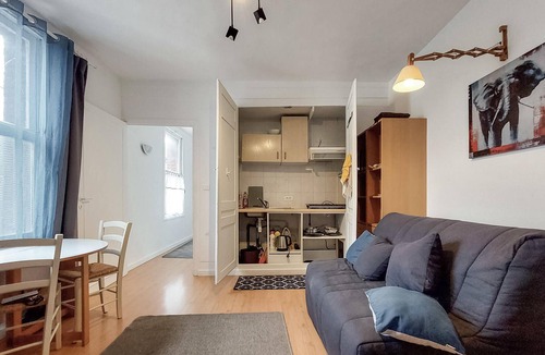 Eu Apartment | Enjoy a wonderful vacation in this centrally located apartment!
