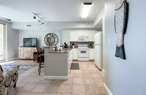 Panama City Beach Hotel | Enjoy amazing ocean & pool views from the 3rd floor! Includes same floor parking