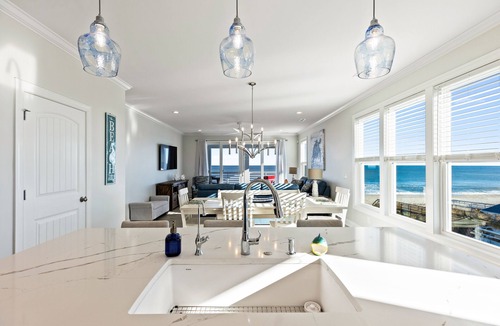 Wilmington Beach Condo | Enjoy AMAZING VIEWS at almost new spacious oceanfront unit, huge deck, elevator