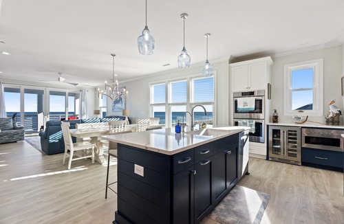 Wilmington Beach Condo | Enjoy AMAZING VIEWS at almost new spacious oceanfront unit, huge deck, elevator