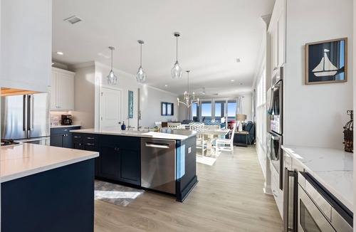 Wilmington Beach Condo | Enjoy AMAZING VIEWS at almost new spacious oceanfront unit, huge deck, elevator