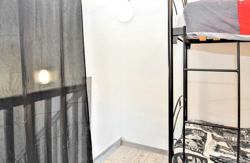 Gallargues-le-Montueux House | Enjoy an unforgettable vacation in this inviting vacation home with pool access.