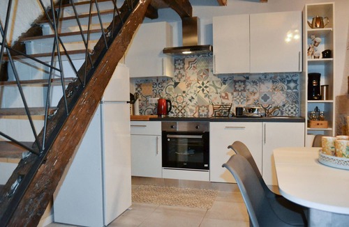 La Sauvetat-de-Saveres House | Enjoy an unforgettable vacation in this inviting vacation home!