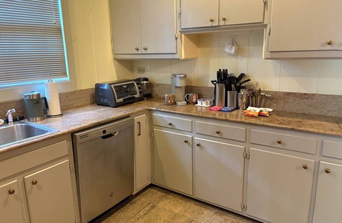 Mid City South House | Enjoy Baton Rouge from a great central location and Ideal for LSU Gamedays!
