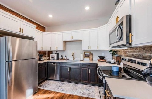 Franklin Apartment | Enjoy Beautiful Historic Franklin Here!