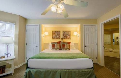 Canyon Lake Resort | Enjoy fun-filled activities with your family and friends!