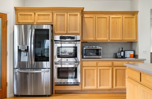 Auburn House | 🏡Enjoy Gorgeous Views🌲 in Most Prestigious Gated Community 🪫FREE Tesla charging🔋