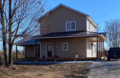 Lanark Highlands House | Enjoy nature at its best in this beautiful farmhouse set in the country,