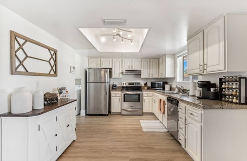 Pointe Scottsdale House | Enjoy Old Town Scottsdale Night Life- Pool home