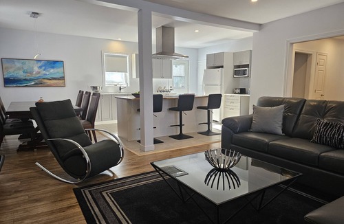 Ste Petronille House | Enjoy Orleans Island at Residence Orleans with it magnificent inground pool