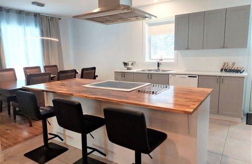 Ste Petronille House | Enjoy Orleans Island at Residence Orleans with it magnificent inground pool