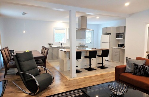 Ste Petronille House | Enjoy Orleans Island at Residence Orleans with it magnificent inground pool