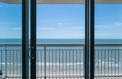Crescent Beach Condo | Enjoy our beachfront property!