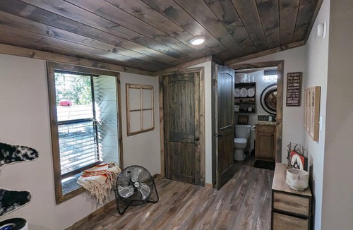 Marble Falls Villa | Enjoy Ozark History in Style!