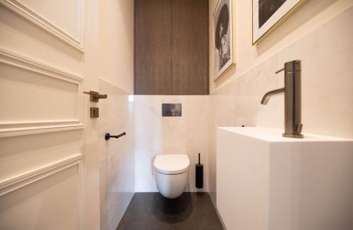 Saint-Gervais Apartment | Enjoy Parisian Life in an Elegant Flat - Le Marais