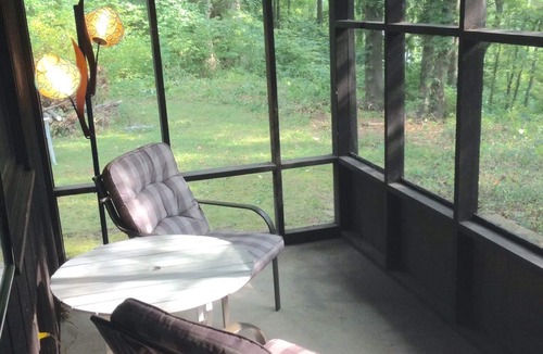 Benton Harbor Cottage | Enjoy peacefulness & nature in our pet friendly cottage along the St. Joe River.