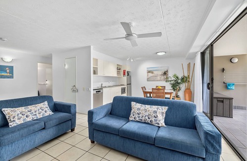 Rainbow Beach Apartment | Enjoy the beach retreat.