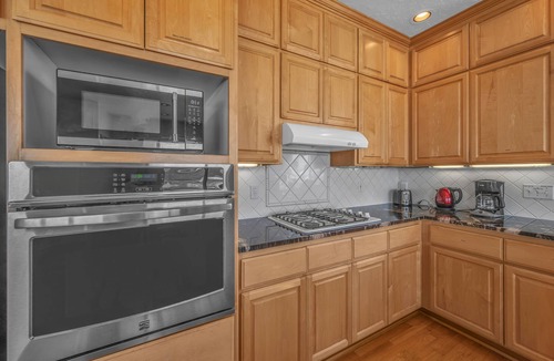 Gleneden Beach House | Enjoy the beach from this Ocean Front home with a Hot Tub and Large Deck