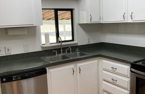 Clatskanie House | Enjoy the peaceful solitude of this Country Getaway near Beaver PGE Plant.