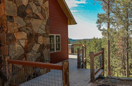 Custer Cabin | Enjoy the quiet at Hog Heaven