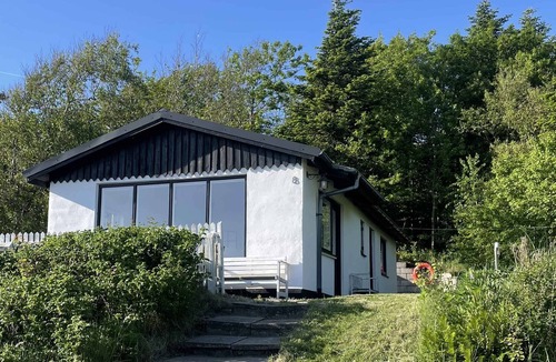 Lihme House | Enjoy the silence and stunning view over the sea
