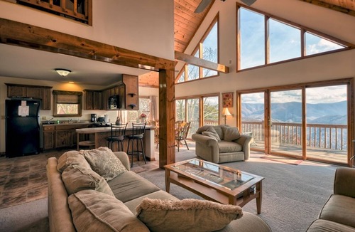 Riverton Cabin | Enjoy the Views from the Highest Mountain in West Virginia!