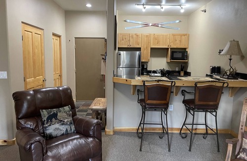 Taos Ski Valley Condo | Enjoy the WOW factor at our Enchanted Condo 1.5 miles from Taos Ski Valley