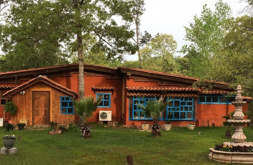 Jasper House | Enjoy this happy & colorful Home In Jasper. 20 min Sm Rayburn