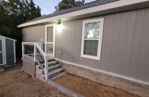 Cardinal Hills Estates Cottage | Enjoy tiny house life with nearby trails and Lake Travis