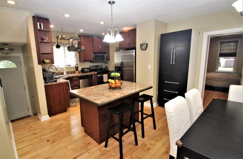Squirrel Hill South House | Enjoy Urban Living at our Steel City Getaway!