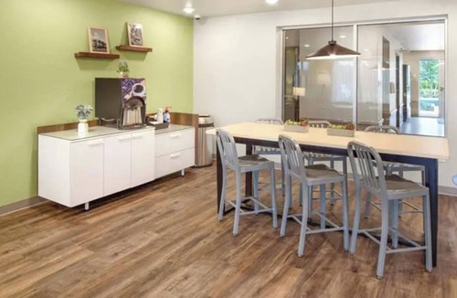 Austin Hotel | Enjoy your Extended Stay in 4 Rooms Near the Lyndon B. Johnson Museum in Austin