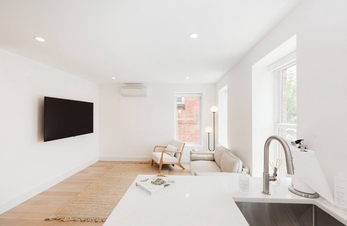 Middleburgh Apartment | Enjoyable 1-bedroom apartment above clean, quaint coffee shop