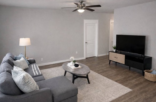 Katy Apartment | Enjoyable 2-bedroom apartment with AC in charming Katy