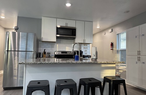 Greater East End House | Enjoyable 2-bedroom house with AC in vibrant Houston
